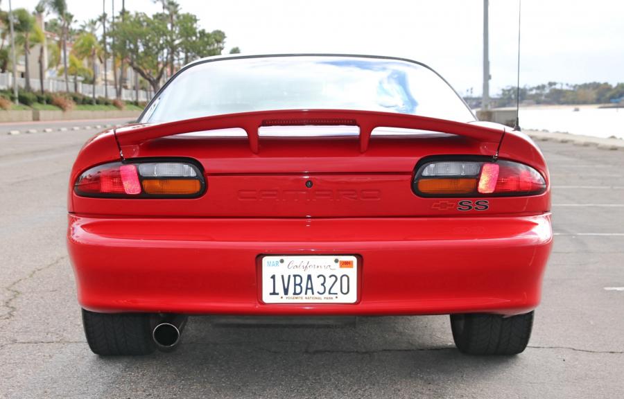  Chevrolet Camaro Z28 SS 1998 года  (фото 13 из 94)